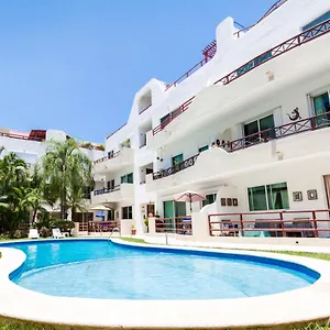 https://margaritas.quintano-roohotels.com